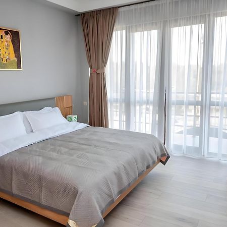 Tbilisi Mare Hotel Bagian luar foto