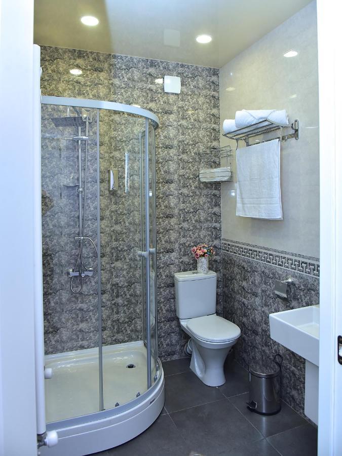 Tbilisi Mare Hotel Bagian luar foto